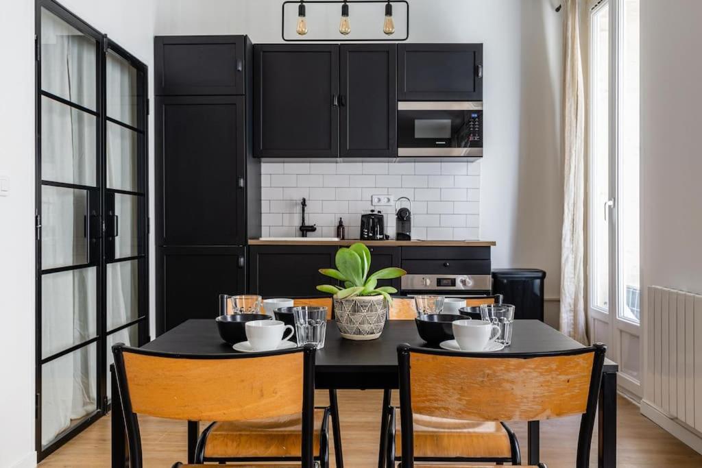 Imhost - Luxueux Climatise -marseille -le Panier Apartamento Marselha